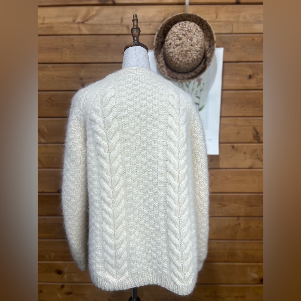 Handmade Cream Wool Blend Cable Knit Cardigan Sweater – Cozy Soft Classic S-M - Picture 2 of 6